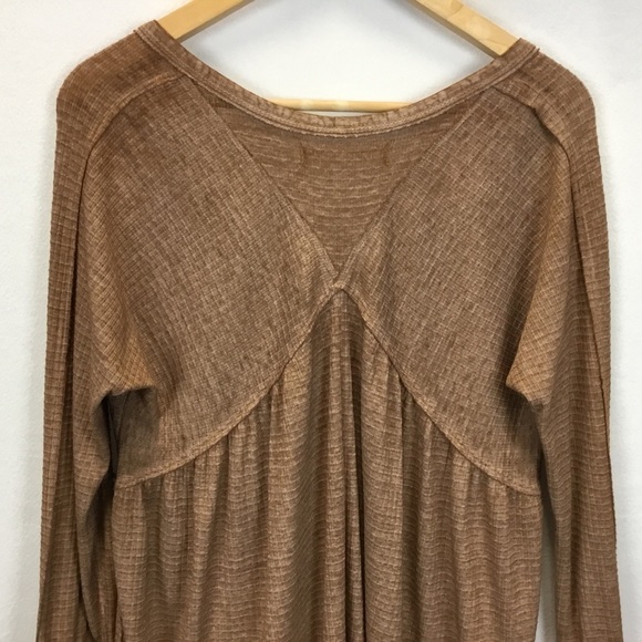 Free People We The Free Citrine Thermal Textured Cotton Blend Top in Ced… - Picture 4 of 8